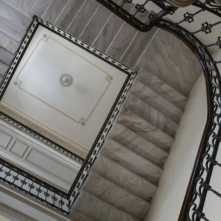 هوتل جيفا 4*