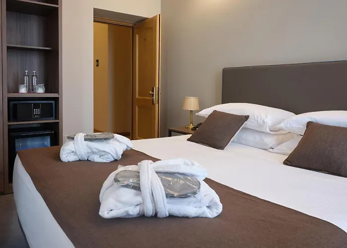 호텔 Hotel Ghiffa 4*