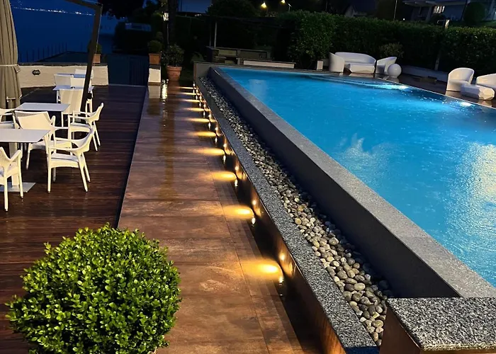 ホテル Hotel Ghiffa